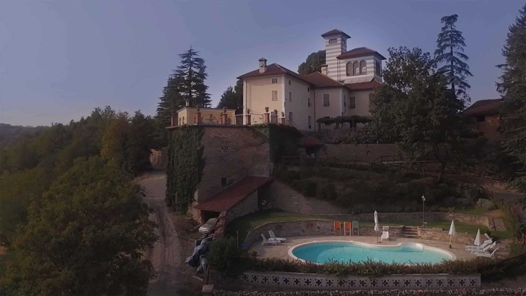Castello Di Grillano Guest House オヴァーダ エクステリア 写真